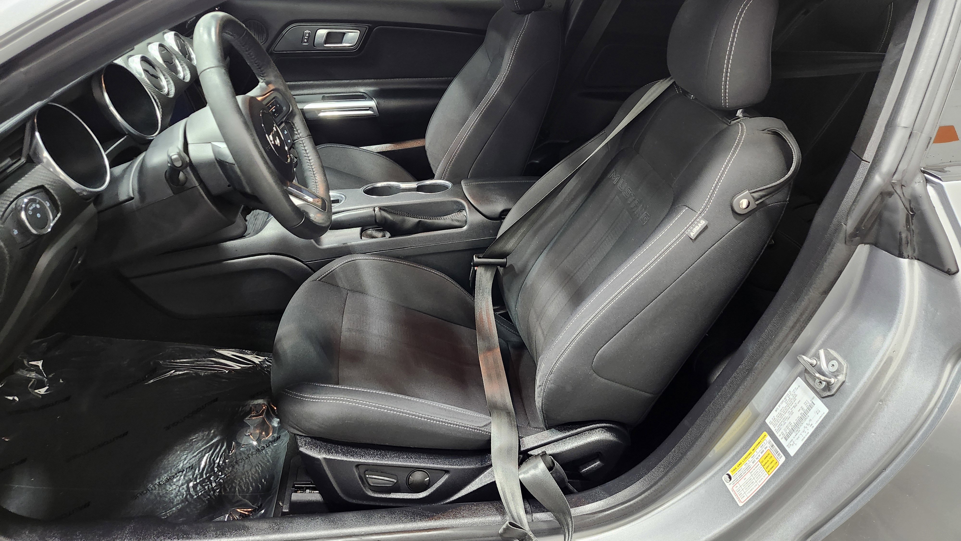 Used 2022 Ford Mustang EcoBoost w/ Equipment Group 101A image 19