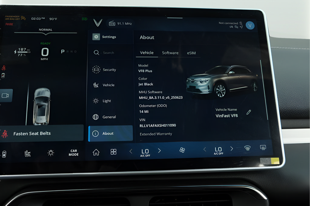 New 2025 VinFast VF 8 Plus AWD/4WD image 15