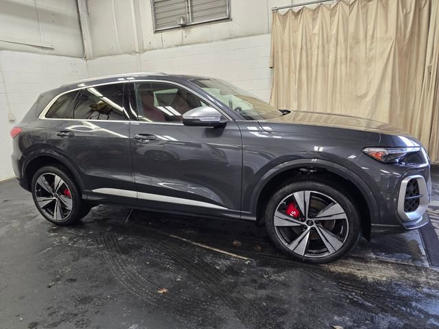 New 2025 Audi SQ5 Prestige image 5