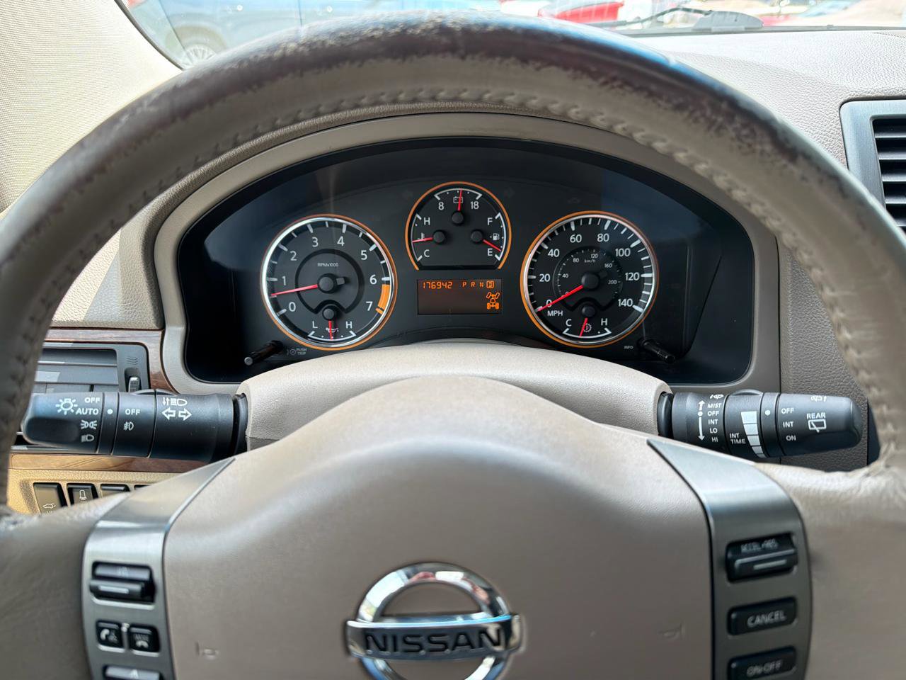 Used 2011 Nissan Armada Platinum AWD/4WD image 29