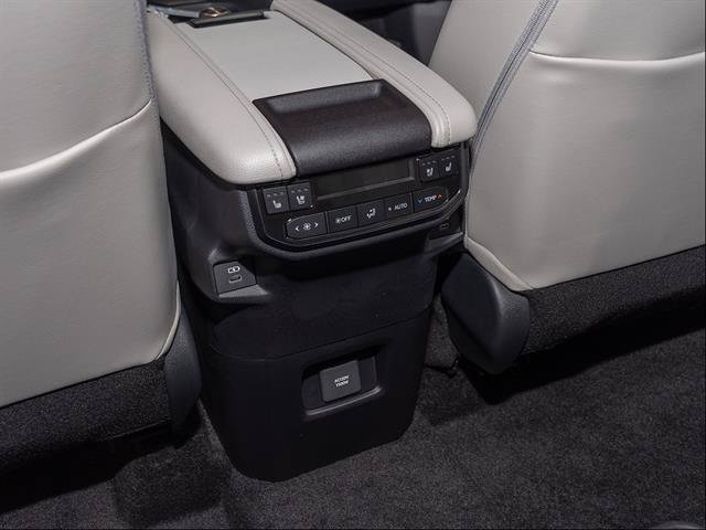 New 2026 Toyota Grand Highlander AWD Hybrid image 21