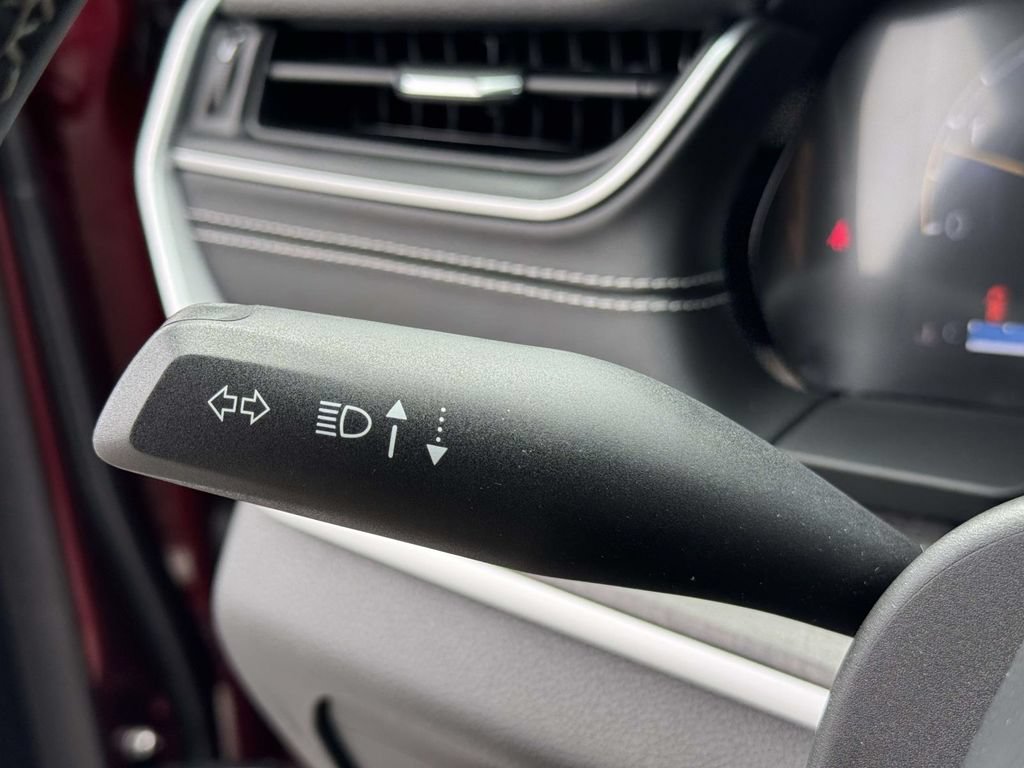 Used 2025 Jeep Grand Cherokee Limited AWD/4WD image 26