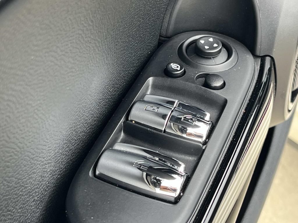 Used 2022 MINI Cooper John Cooper Works FWD image 17