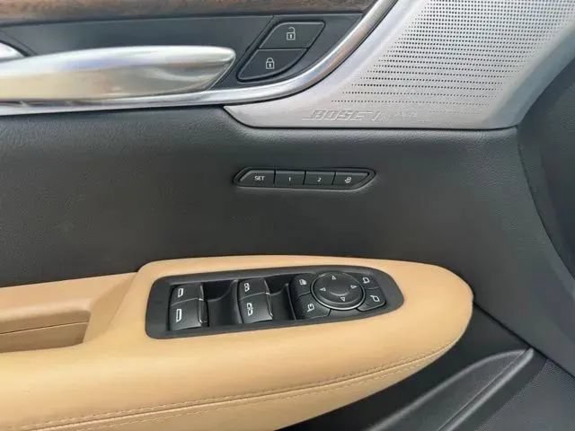 Used 2024 Cadillac XT5 Premium Luxury w/ Platinum Package AWD/4WD image 13