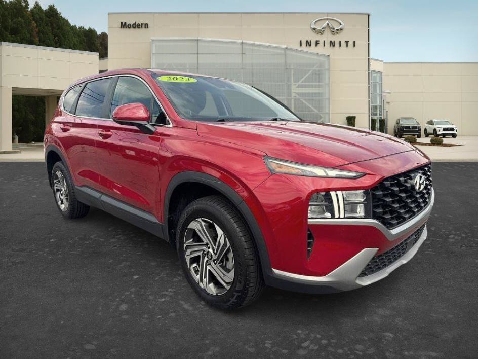 Used 2023 Hyundai Santa Fe SE AWD/4WD image 3