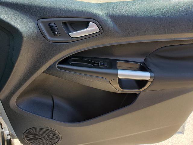 Used 2017 Ford Transit Connect XLT image 17