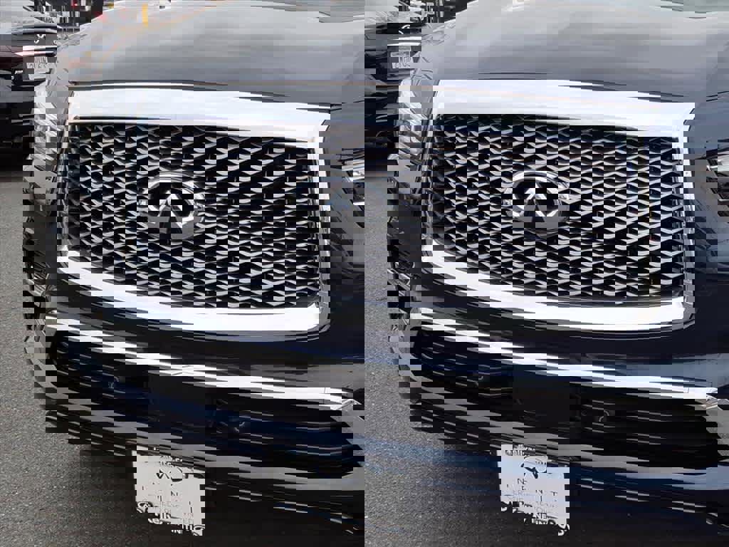 Certified 2024 INFINITI QX80 Sensory w/ Cargo Package image 3