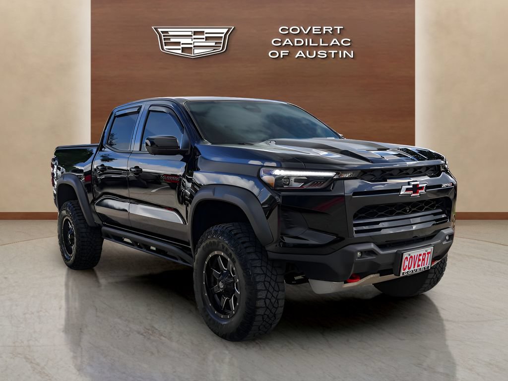 Used 2024 Chevrolet Colorado ZR2 w/ Technology Package AWD/4WD image 6