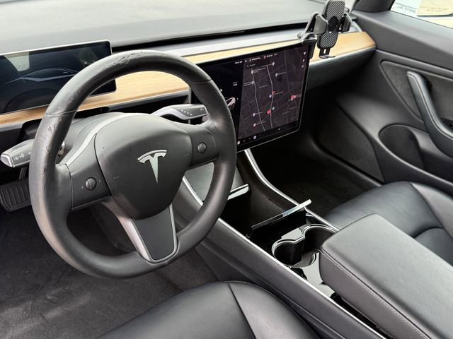 Used 2019 Tesla Model 3 Mid Range image 8