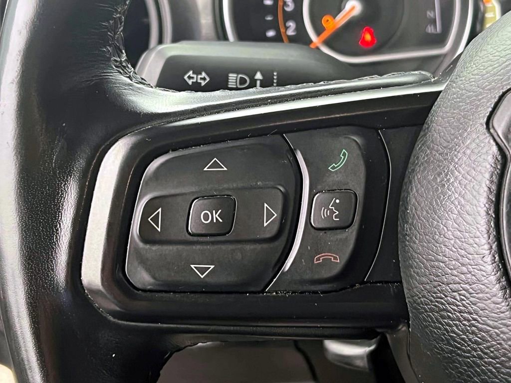 Certified 2022 Jeep Gladiator Sport AWD/4WD image 17