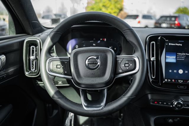 Used 2023 Volvo XC40 B5 Plus w/ Climate Package image 31