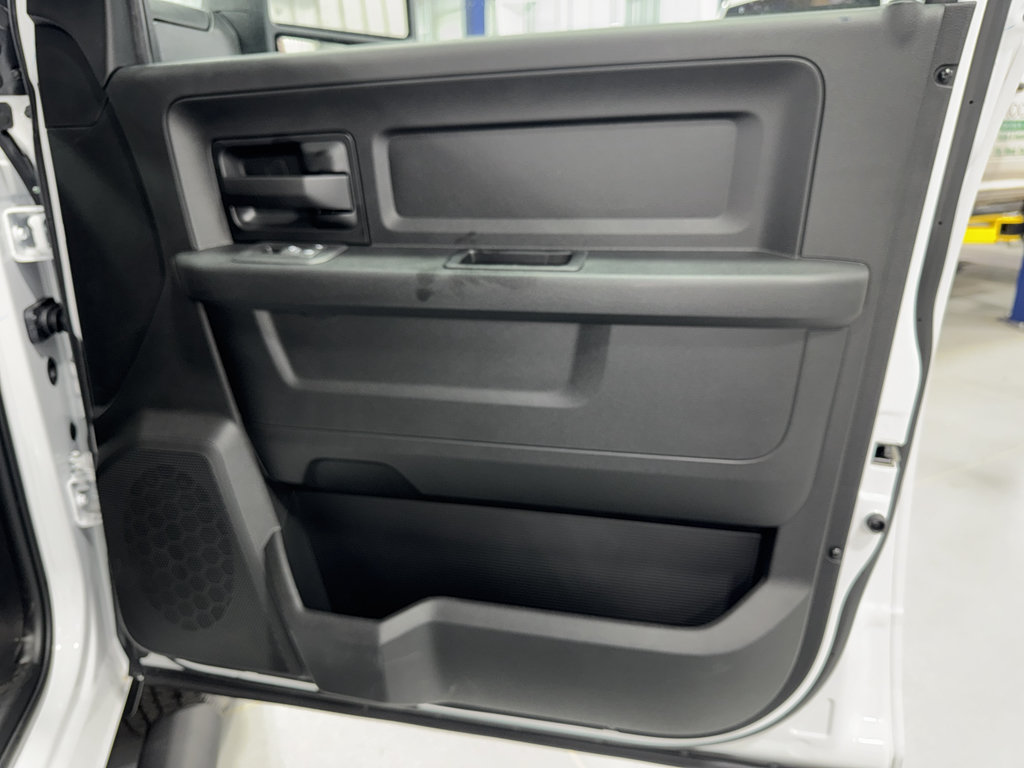 New 2025 RAM 2500 Tradesman AWD/4WD image 29