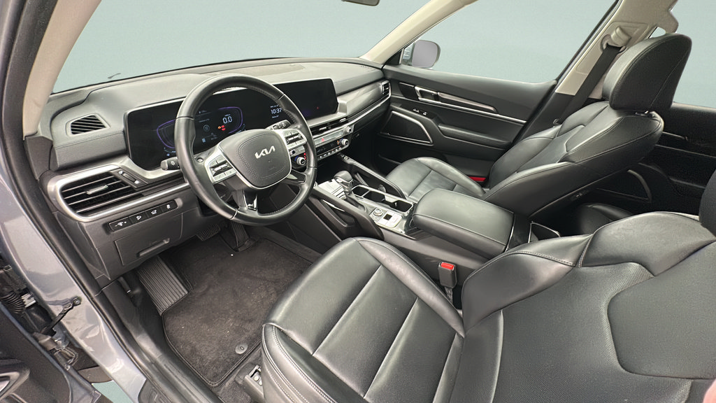 Used 2025 Kia Telluride S AWD/4WD image 13