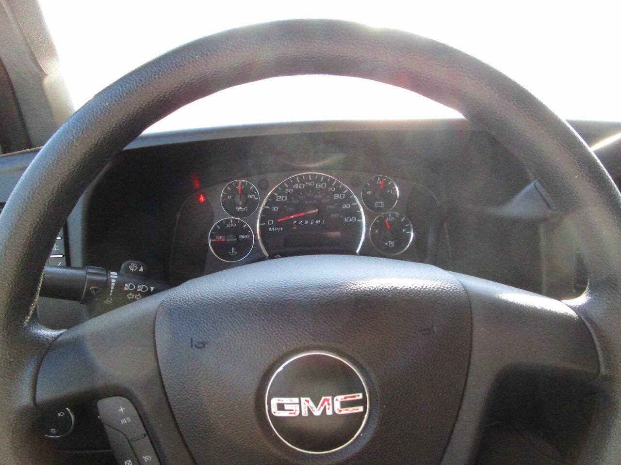 Used 2020 GMC Savana 2500 w/ Driver Convenience Package image 10