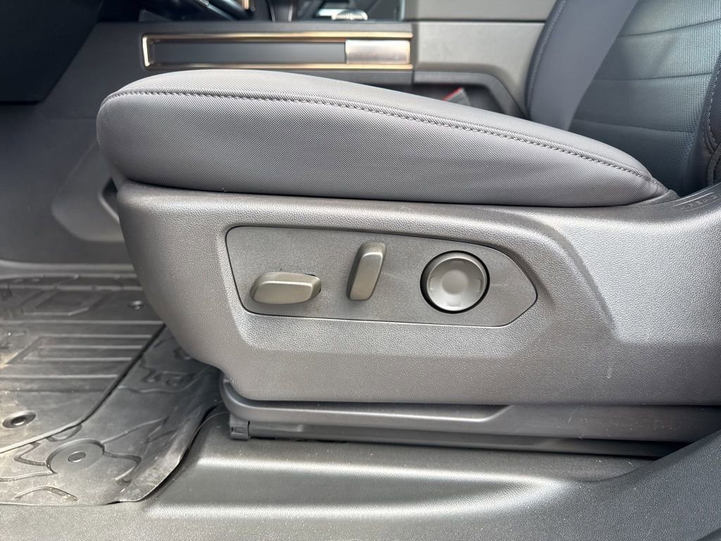 Used 2025 GMC Hummer EV 3X image 11