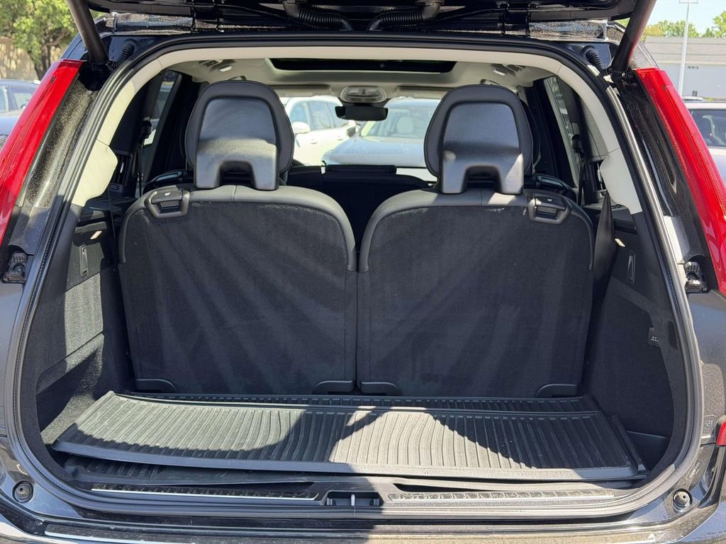 Used 2023 Volvo XC90 B6 Plus w/ Protection Package AWD/4WD image 14