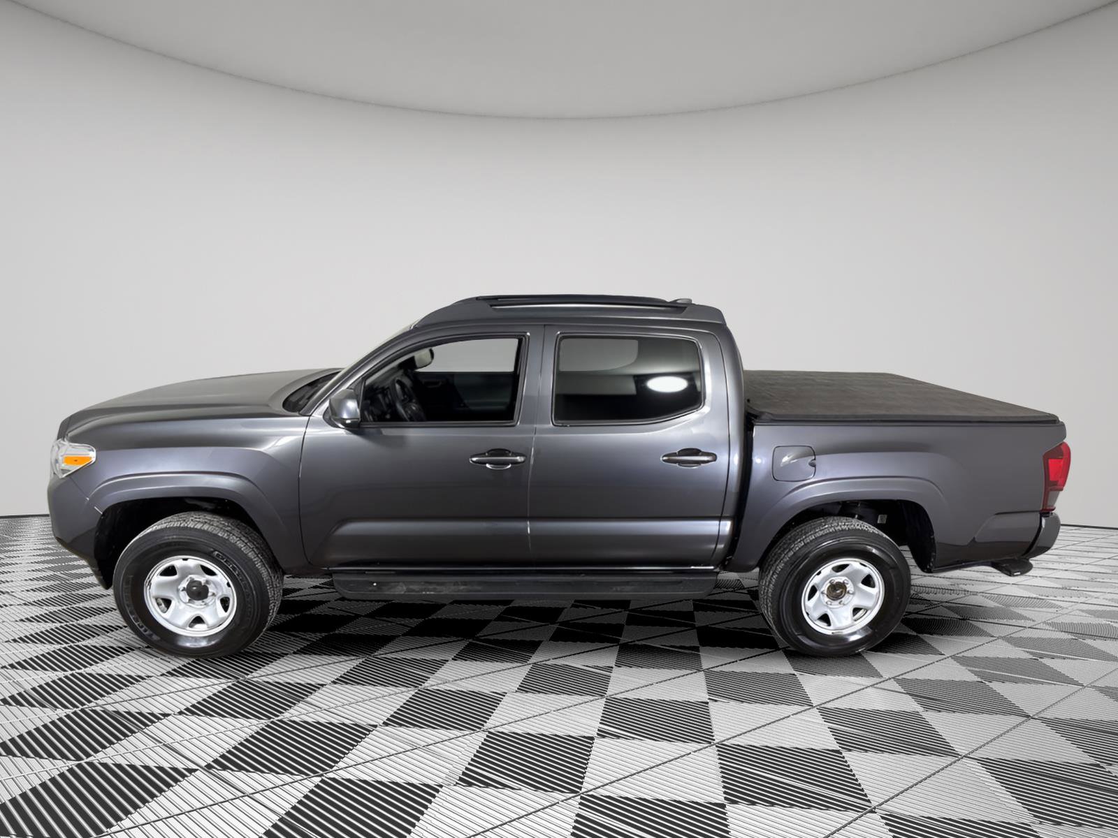 Used 2023 Toyota Tacoma SR image 11