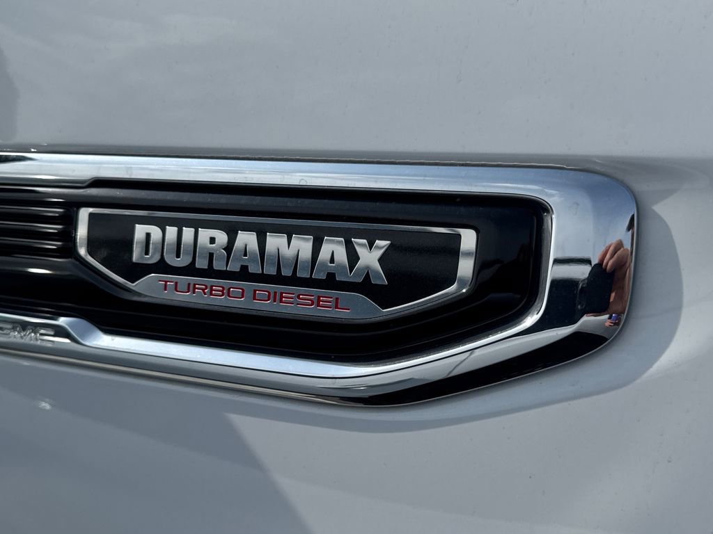 Used 2024 GMC Sierra 1500 SLT w/ SLT Premium Plus Package AWD/4WD image 6