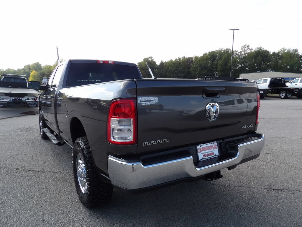 Used 2022 RAM 3500 Big Horn AWD/4WD image 5