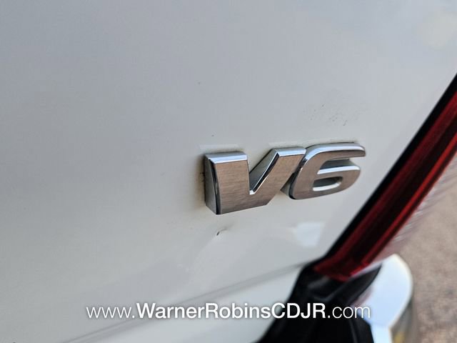 Used 2019 Toyota Tacoma TRD Off-Road image 11