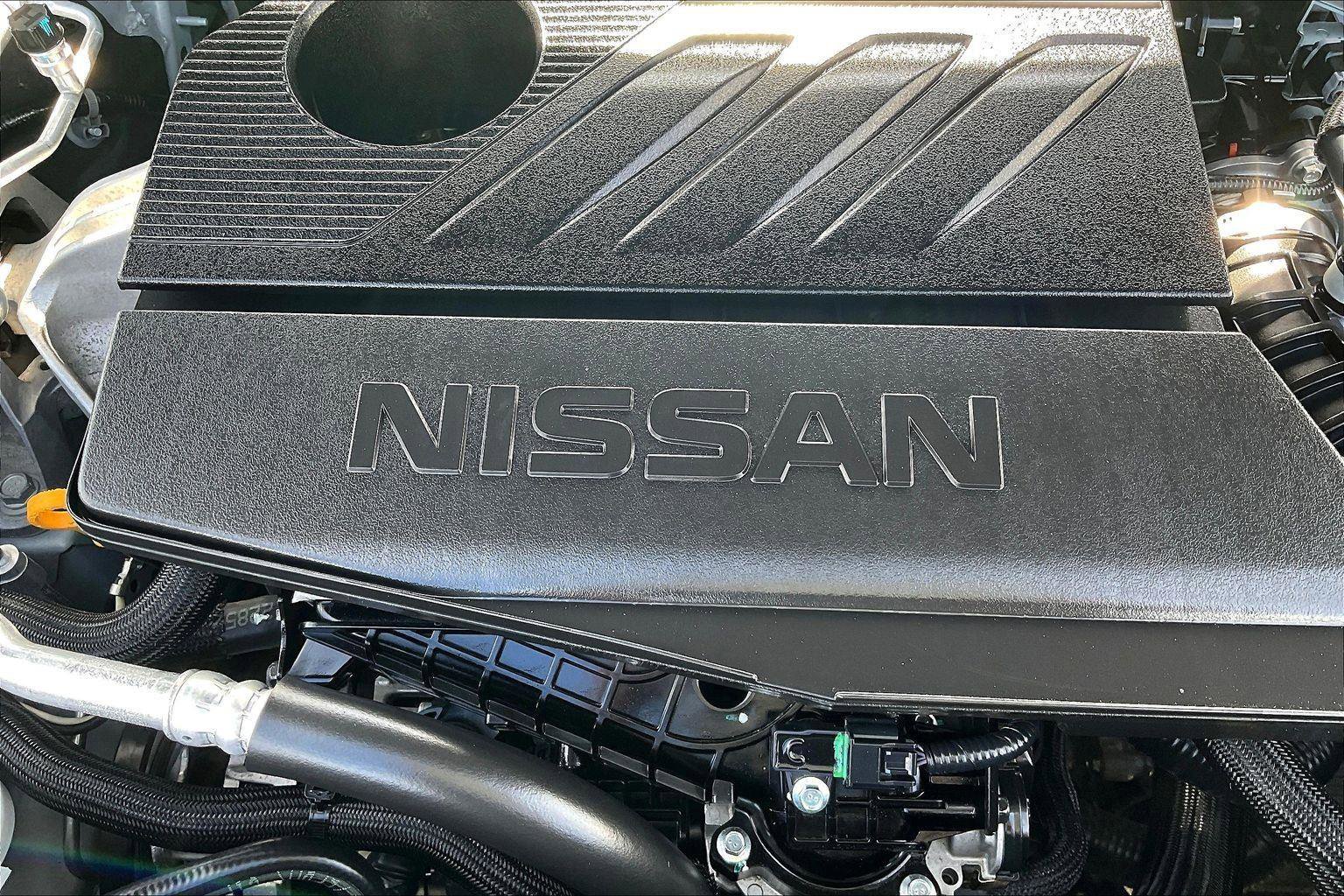 Certified 2025 Nissan Rogue SV AWD/4WD image 32