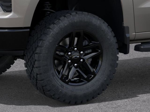 New 2026 Chevrolet Silverado 1500 Custom Trail Boss w/ Dark Appearance Package AWD/4WD image 9
