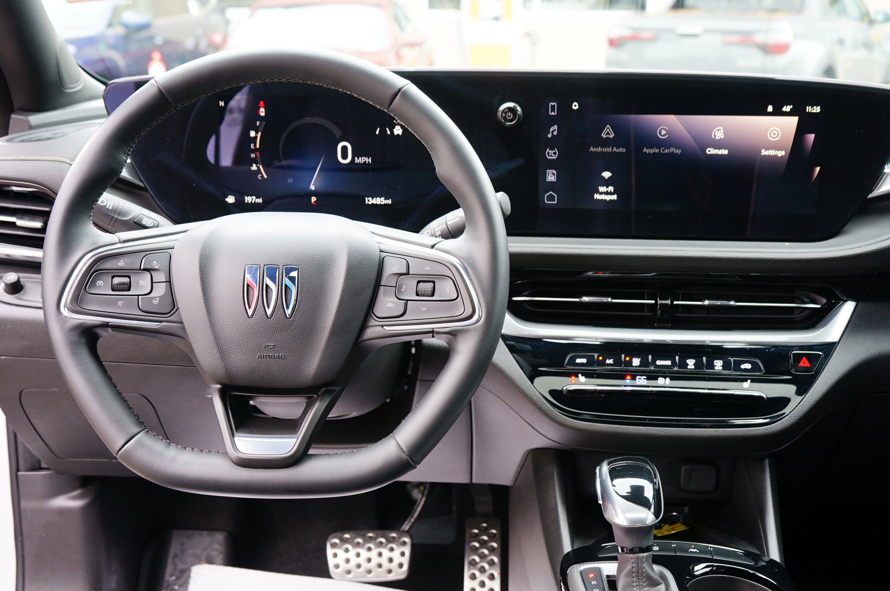 Used 2024 Buick Envista Avenir image 19