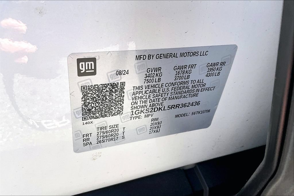 Used 2024 GMC Yukon Denali w/ Advanced Technology Package AWD/4WD image 32