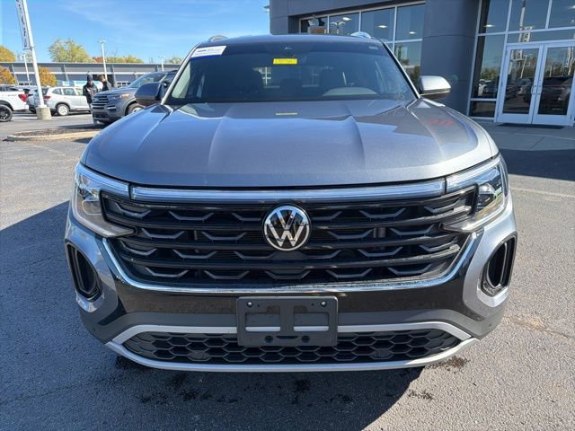 Used 2024 Volkswagen Atlas Cross Sport SE image 15