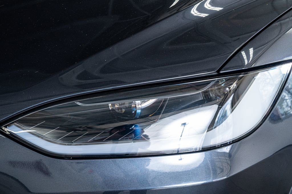 Used 2024 Tesla Model X image 13