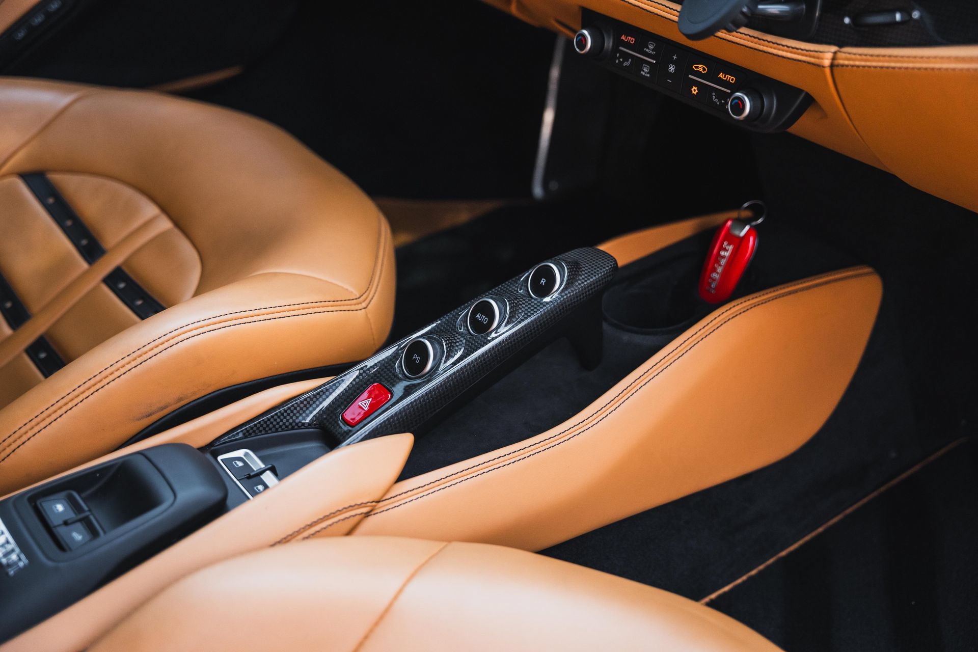Used 2021 Ferrari F8 Tributo RWD image 48