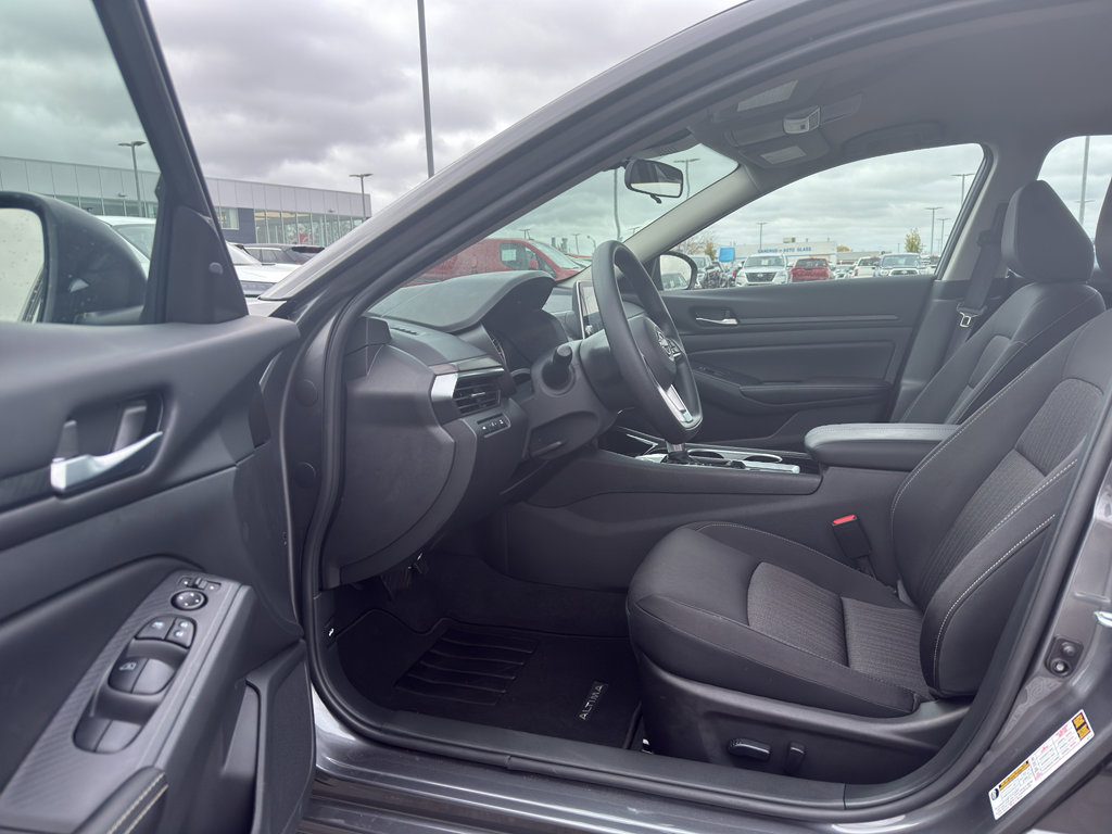 Certified 2024 Nissan Altima 2.5 SV image 11