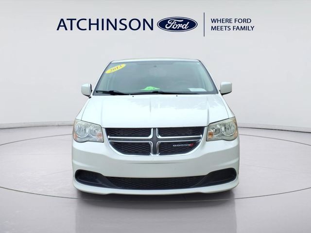 Used 2013 Dodge Grand Caravan SXT FWD image 2