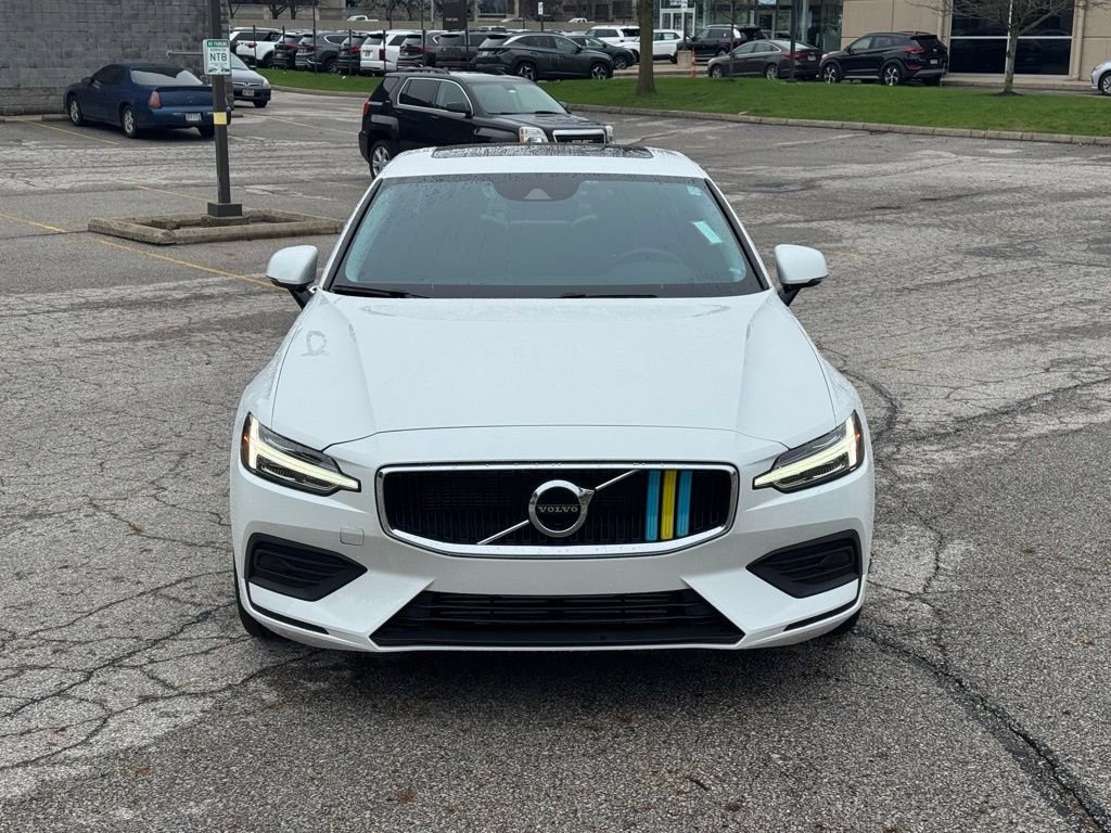 Used 2020 Volvo S60 T5 Momentum image 8
