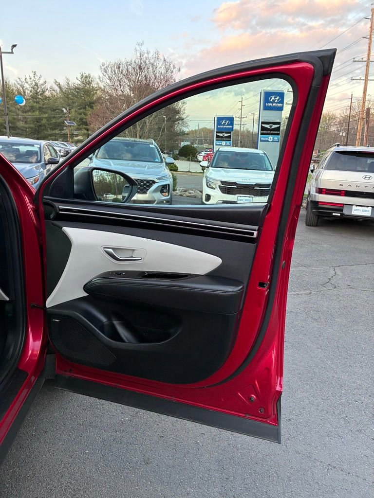 Used 2023 Hyundai Tucson Limited w/ Cargo Package AWD/4WD image 50