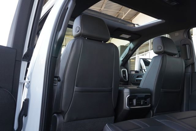 Used 2022 Chevrolet Silverado 2500 High Country w/ LPO, Hitch Package AWD/4WD image 35