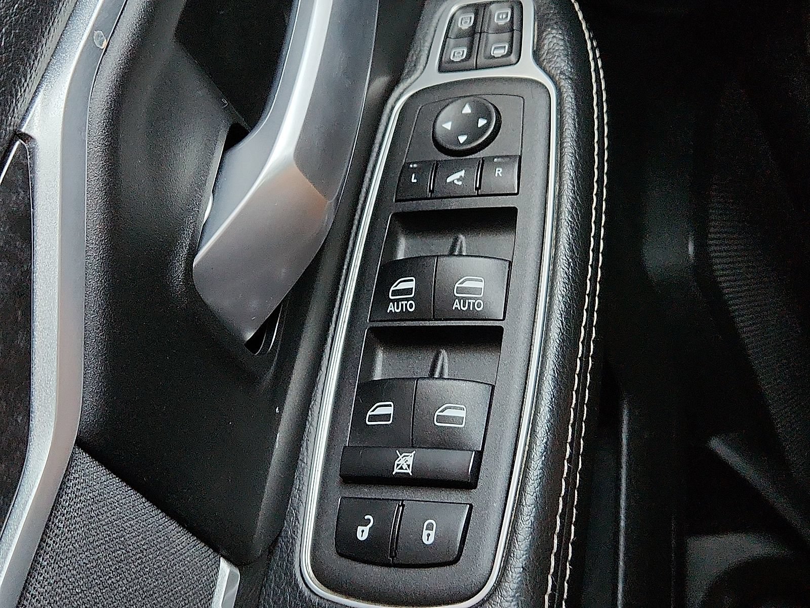 Used 2024 RAM 2500 Big Horn AWD/4WD image 23