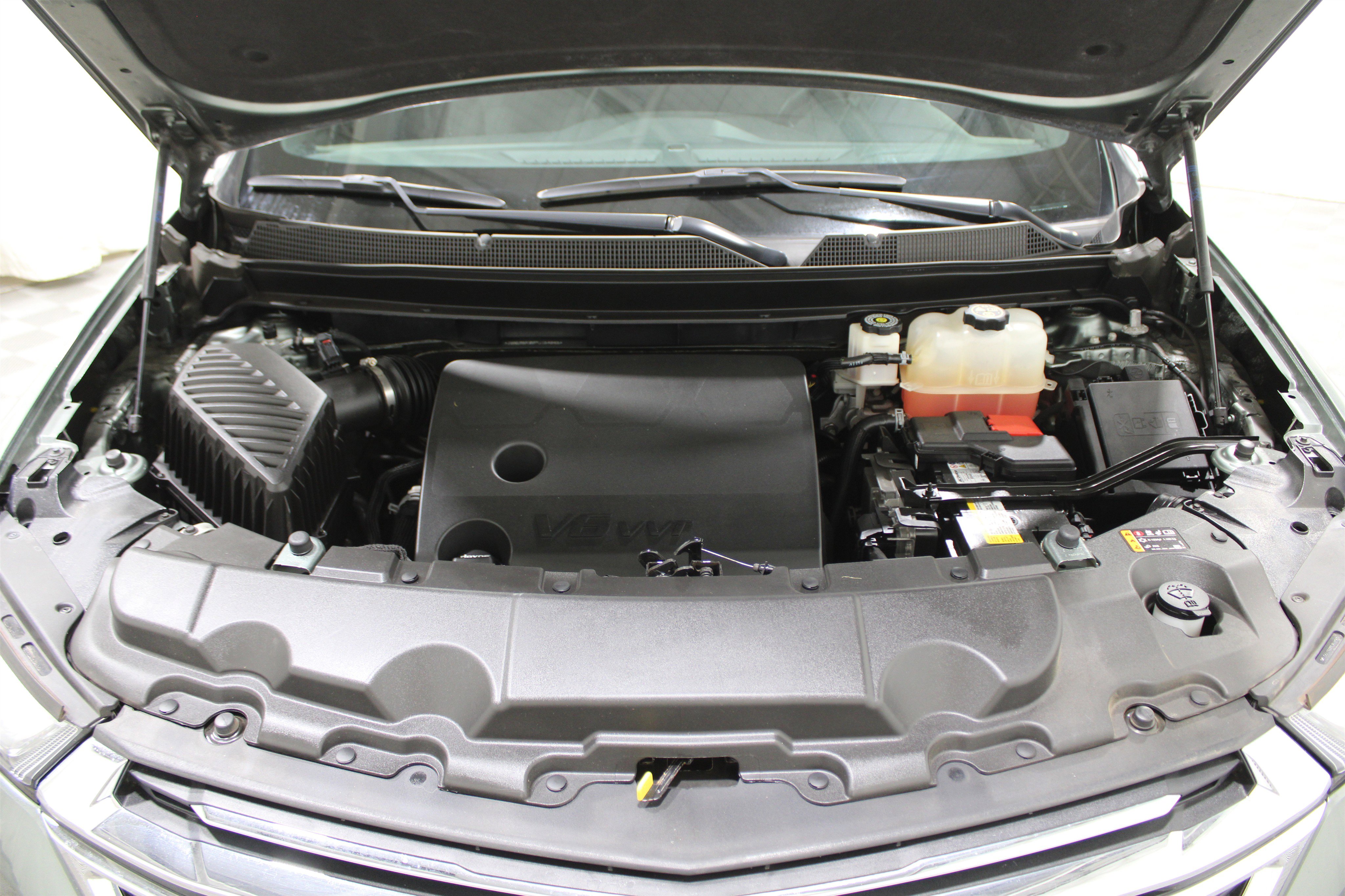 Used 2023 Chevrolet Traverse LT image 45