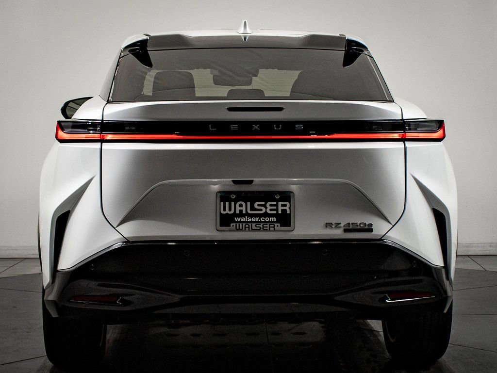 New 2026 Lexus RZ 450e AWD image 10