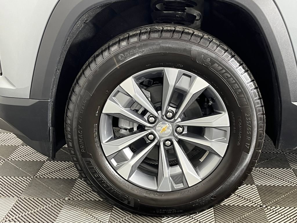 New 2026 Chevrolet Equinox LT w/ Convenience Package II image 16