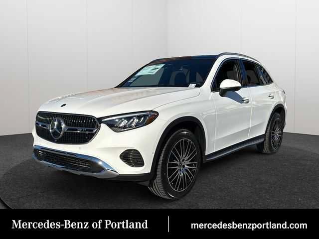 Used 2026 Mercedes-Benz GLC 300 4MATIC image 1