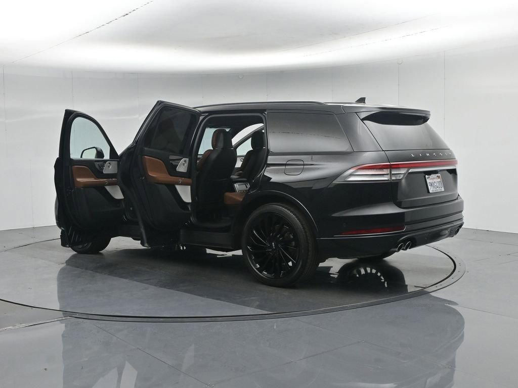 Used 2022 Lincoln Aviator Reserve w/ Equipment Group 201A image 35