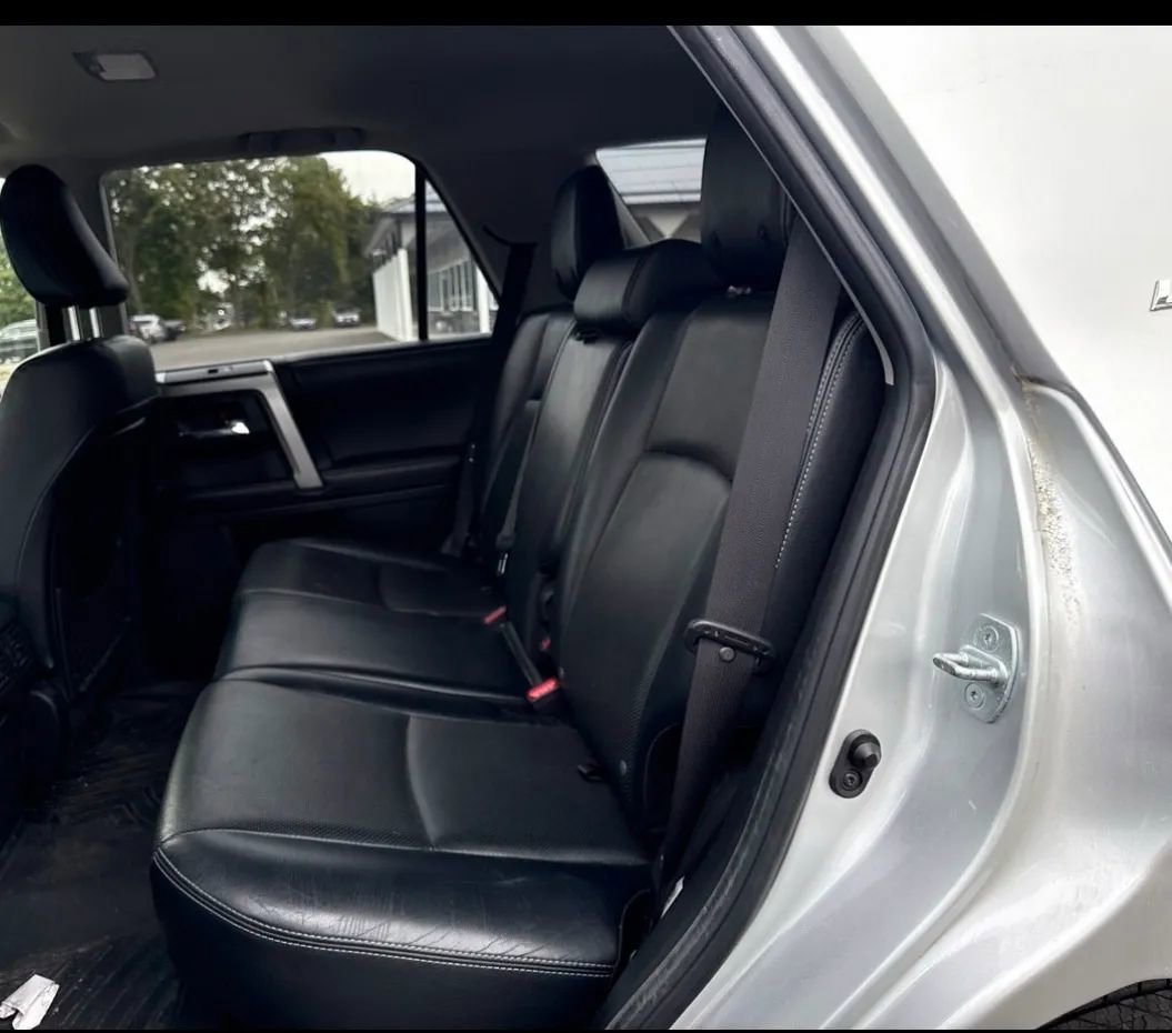 Used 2014 Toyota 4Runner Limited image 47