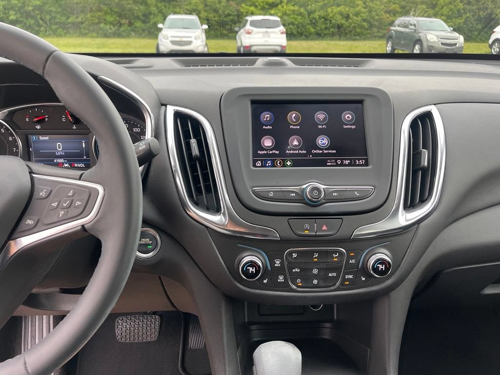 Used 2024 Chevrolet Equinox LT FWD image 11