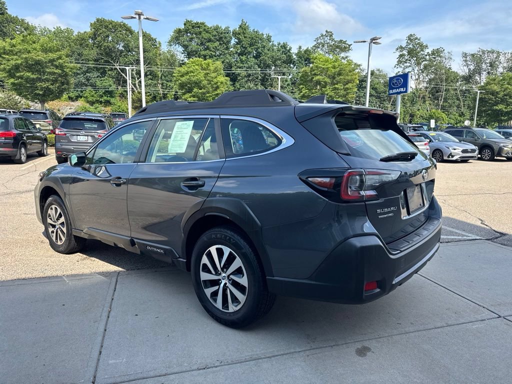 Used 2023 Subaru Outback AWD/4WD image 3
