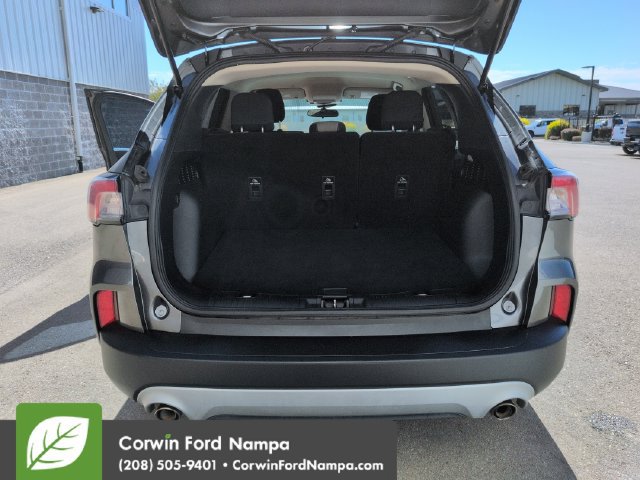Used 2020 Ford Escape SE FWD image 28