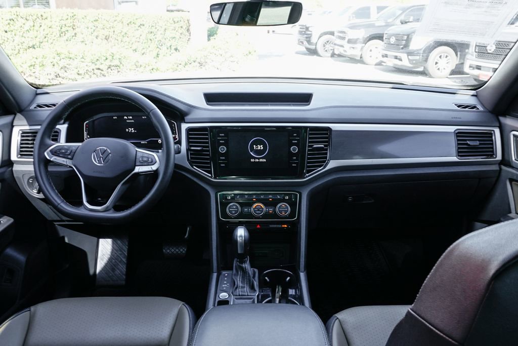 Used 2023 Volkswagen Atlas Cross Sport SE image 24