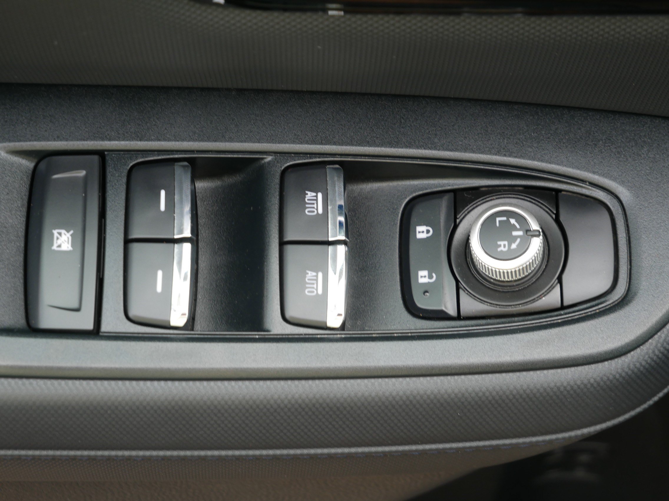 Used 2025 Subaru Forester Limited AWD/4WD image 20