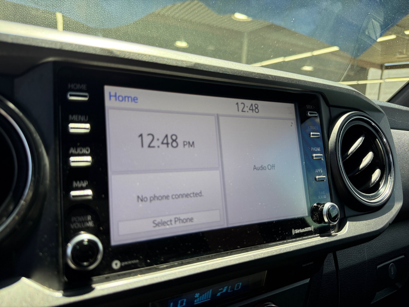 Used 2021 Toyota Tacoma TRD Off-Road w/ Technology Package RWD image 29