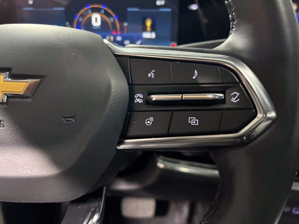 Used 2026 Chevrolet Equinox LT w/ Convenience Package II FWD image 25